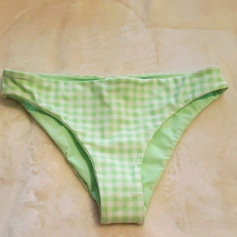 Hollister, Light Green Hue, Gingham Bikini Bottom, NWT. Size Medium Cheeky.